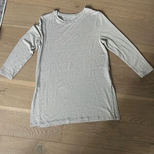 Old Navy green and White Stretchy Bottoms